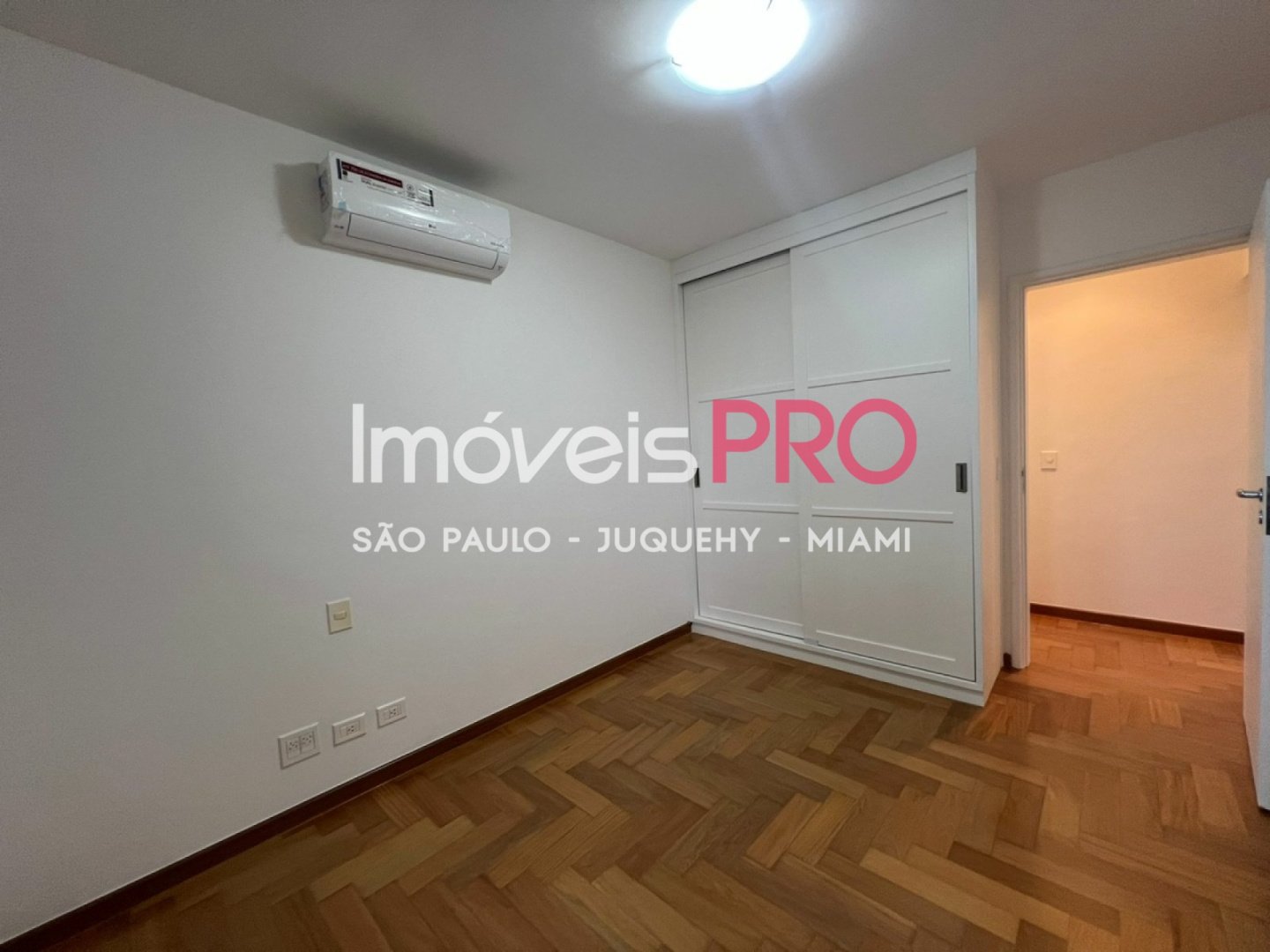 Apartamento de 3 quartos, 145 m², para alugar em Moema Índios — foto 12 de 41
