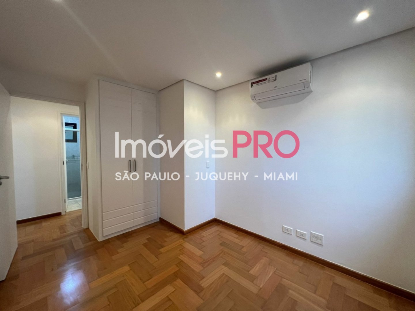 Apartamento de 3 quartos, 145 m², para alugar em Moema Índios — foto 8 de 41