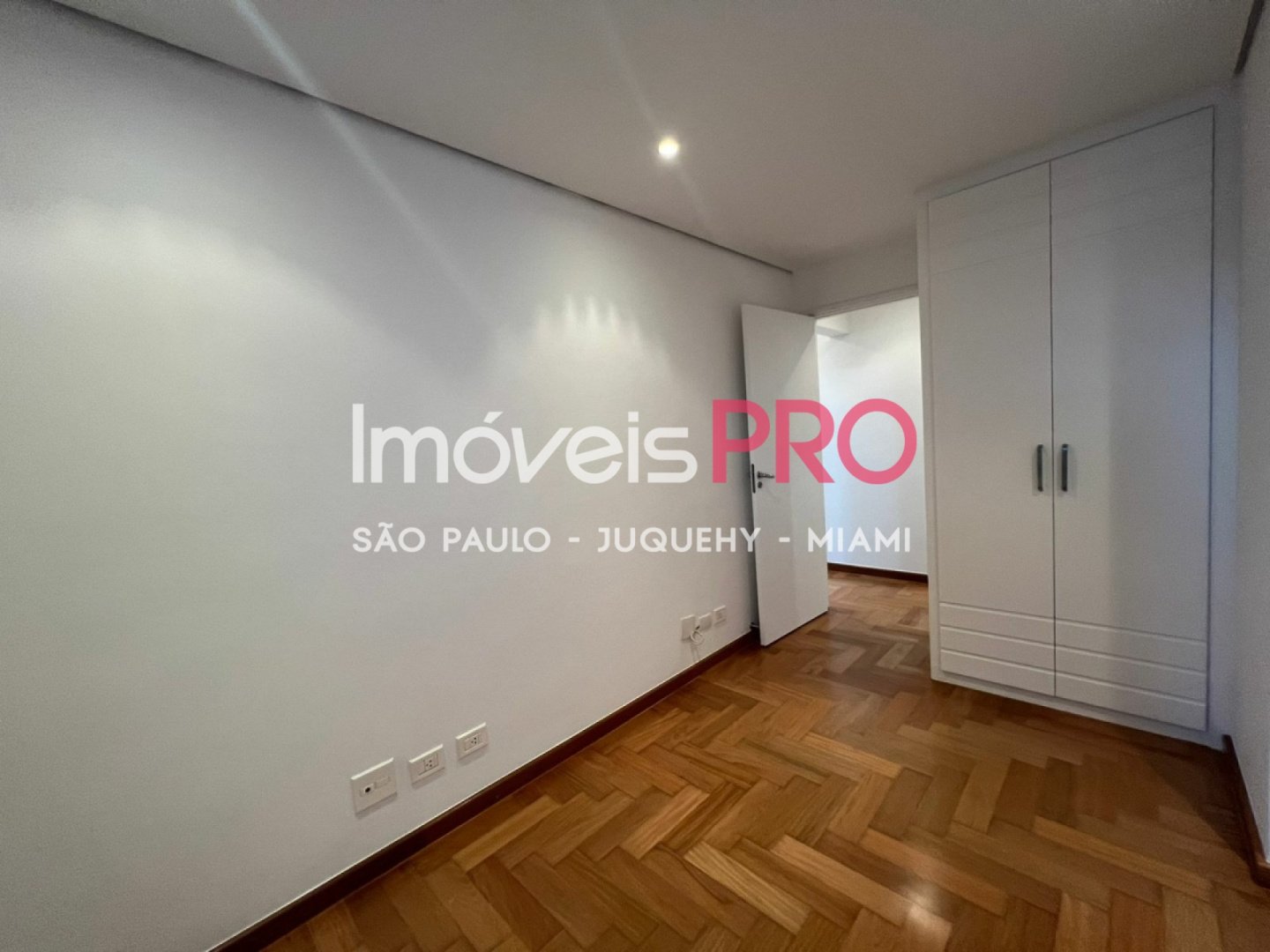 Apartamento de 3 quartos, 145 m², para alugar em Moema Índios — foto 9 de 41