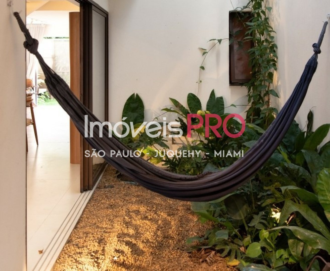 Foto :: https://assets.imoveispro.com.br/thumb/IP21116/casa-de-vila-venda-paraiso_IP21116_17_1920x1080.jpg?