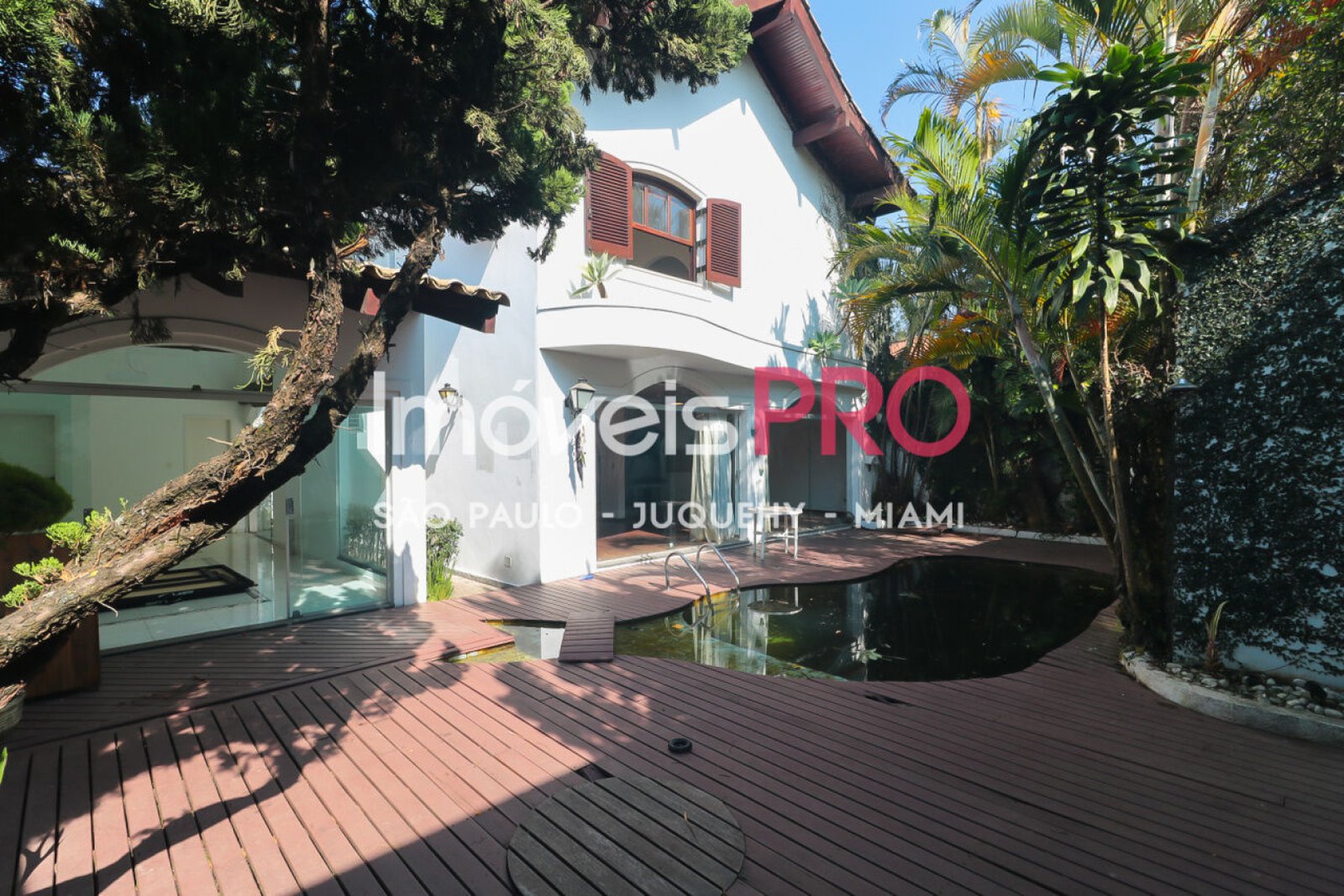 Casa Assobradada de 4 quartos, 263 m², à venda em Jardim Novo Mundo — foto 1 de 28