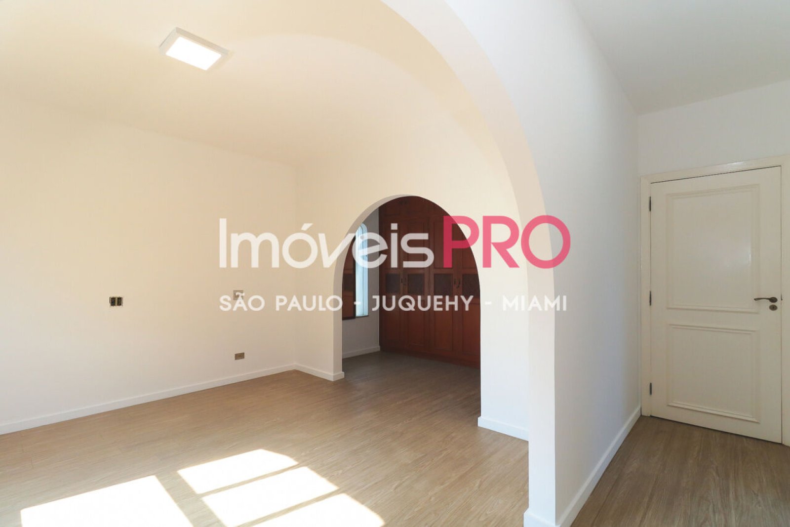 Casa Assobradada de 4 quartos, 263 m², à venda em Jardim Novo Mundo — foto 12 de 28
