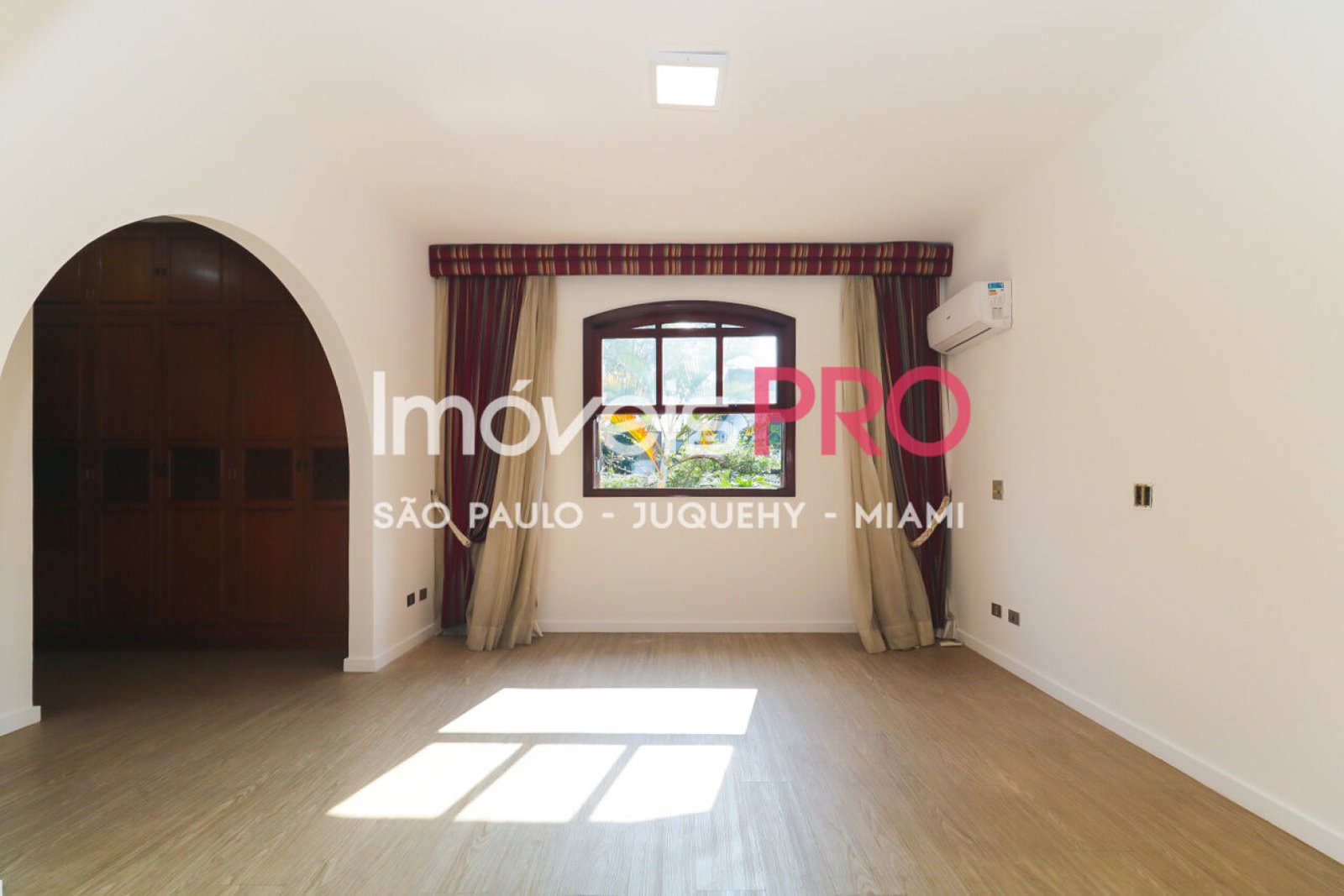 Casa Assobradada de 4 quartos, 263 m², à venda em Jardim Novo Mundo — foto 14 de 28