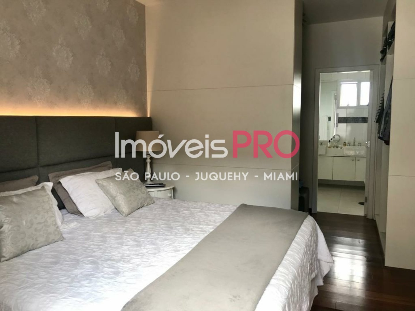 Foto :: IP21508