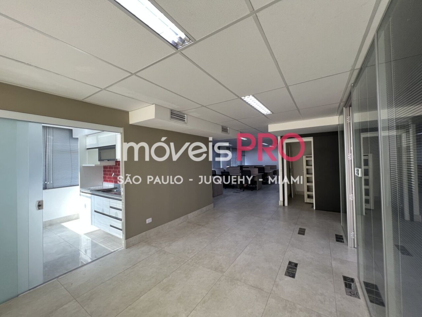 Foto :: https://assets.imoveispro.com.br/thumb/IP21573/conj-comercial-aluguel-moema_IP21573_11_1920x1080.jpg?