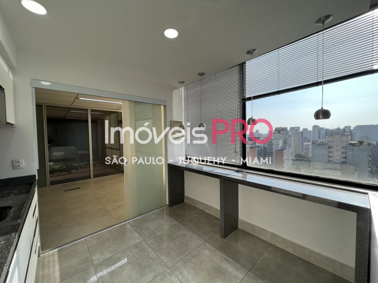 Foto :: IP21573
