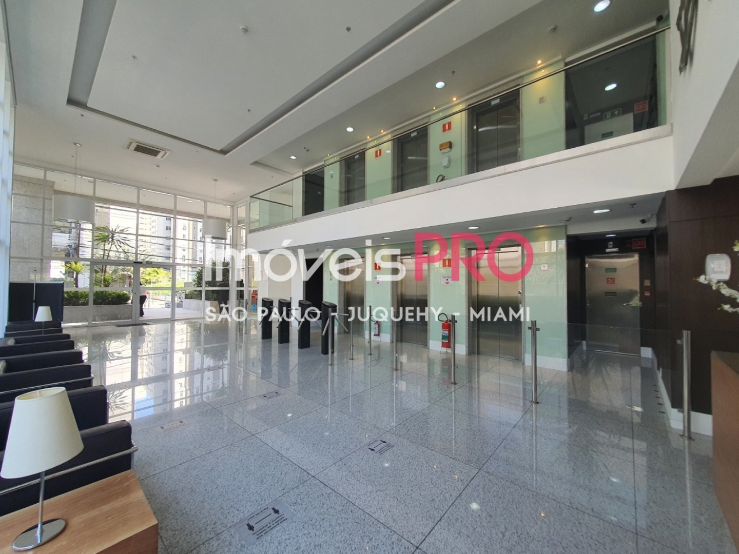 Foto :: https://assets.imoveispro.com.br/thumb/IP21581/conj-comercial-aluguel-moema-passaros_IP21581_11_1920x1080.jpg?