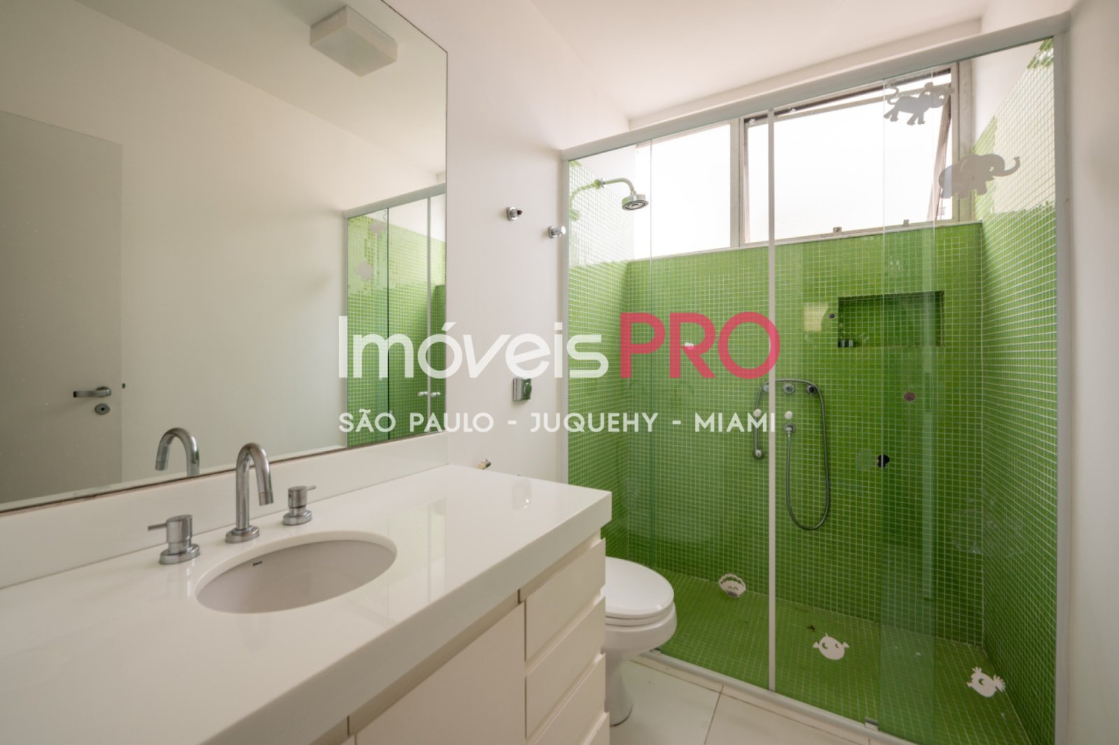 Foto :: https://assets.imoveispro.com.br/thumb/IP21712/apartamento-venda-santa-cecilia_IP21712_17_1920x1080.jpg?