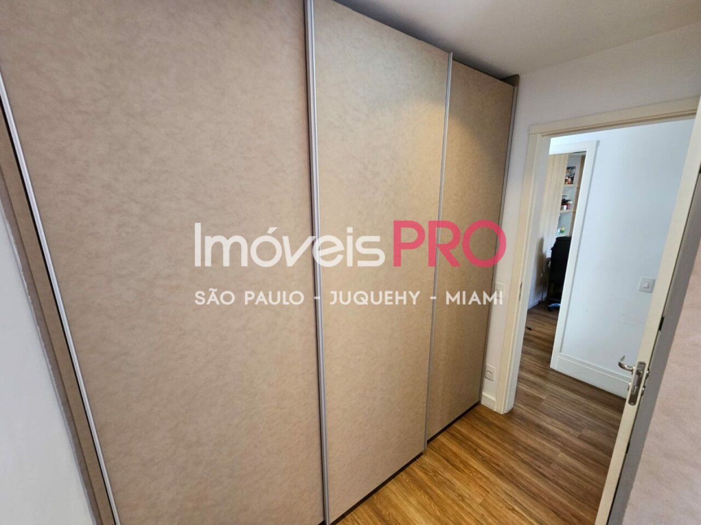 Foto :: https://assets.imoveispro.com.br/thumb/IP22457/apartamento-venda-brooklin_IP22457_11_1920x1080.jpg?