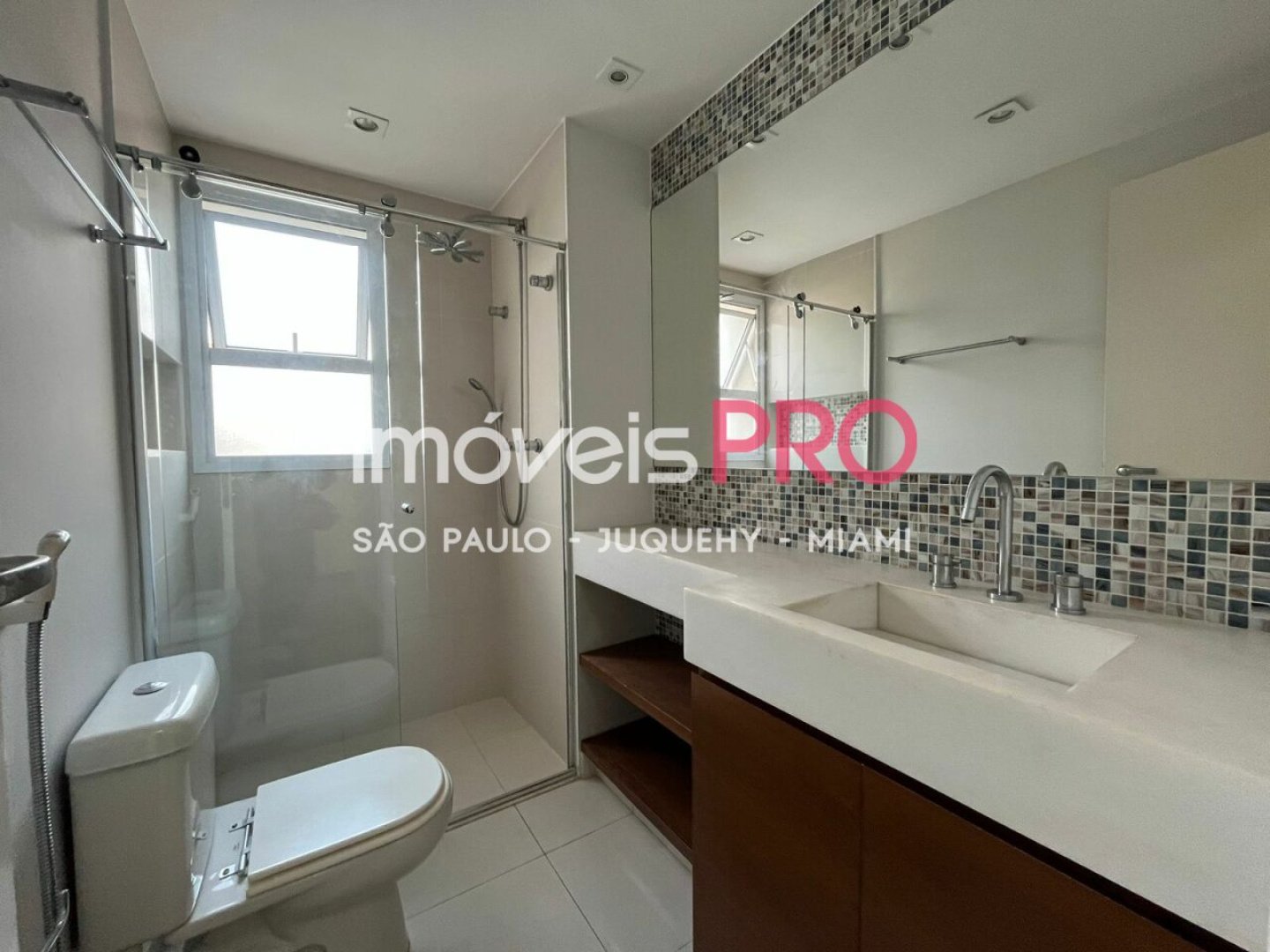 Foto :: https://assets.imoveispro.com.br/thumb/IP22576/apartamento-aluguel-moema-passaros_IP22576_11_1920x1080.jpg?