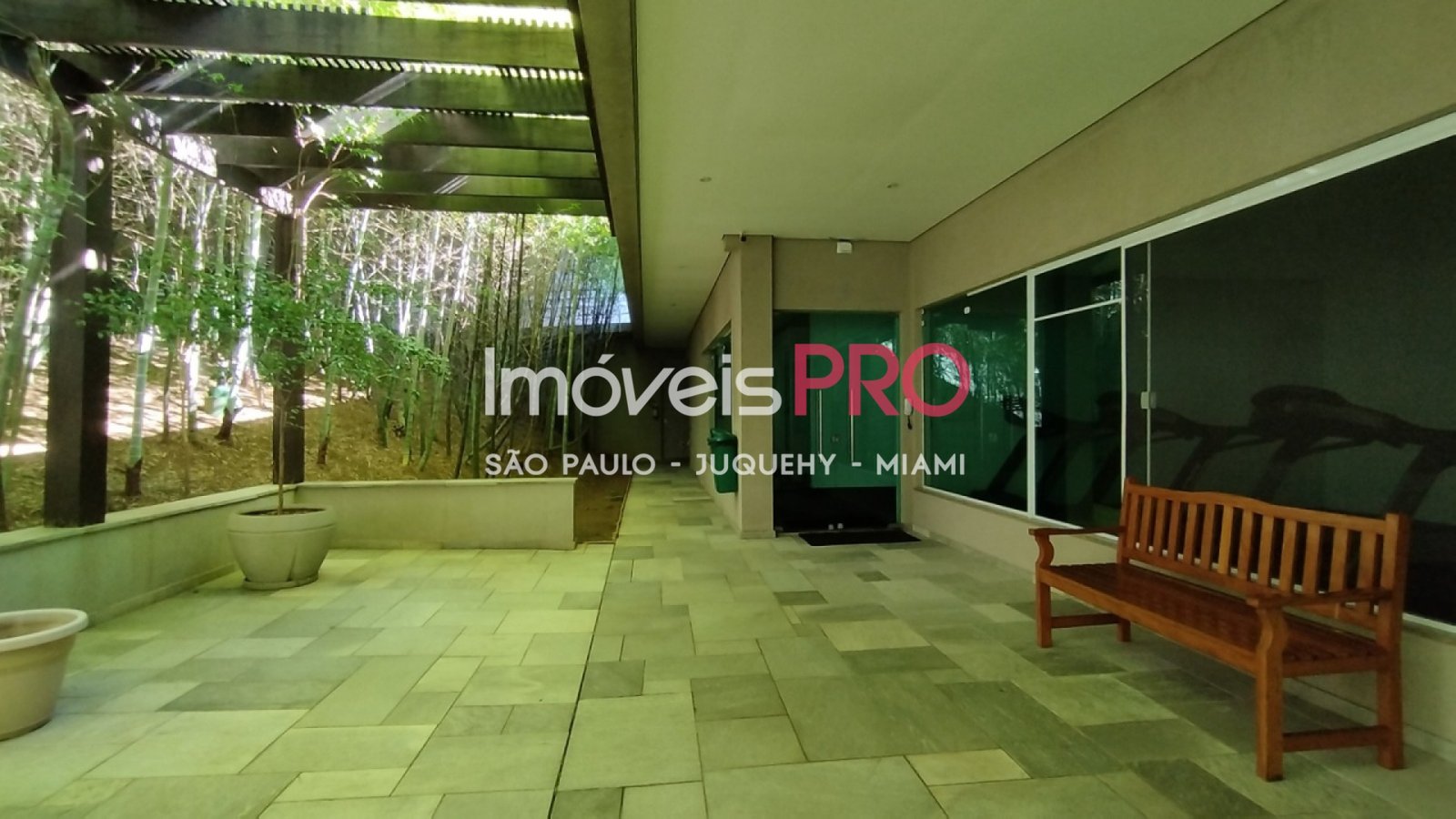 Foto :: IP23189