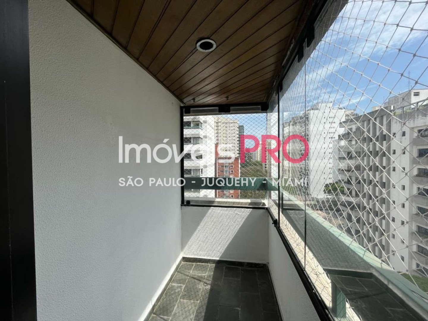 Foto :: https://assets.imoveispro.com.br/thumb/IP23362/apartamento-aluguel-moema-passaros_IP23362_17_1920x1080.jpg?