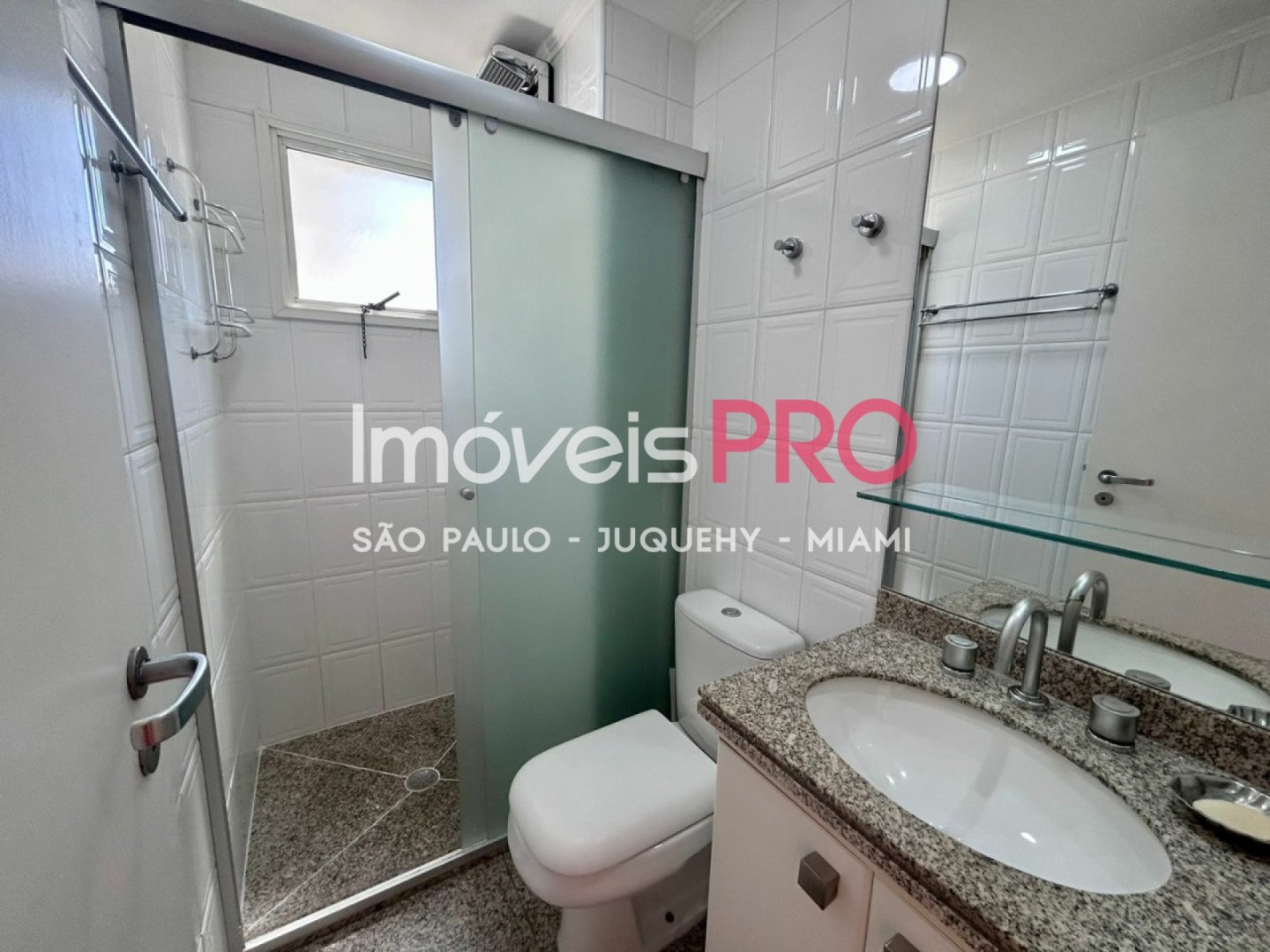 Foto :: IP23467