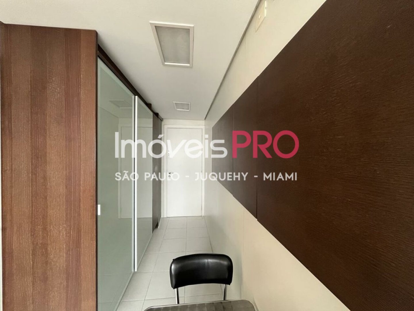 Foto :: https://assets.imoveispro.com.br/thumb/IP23676/apartamento-aluguel-vila-nova-conceicao_IP23676_11_1920x1080.jpg?