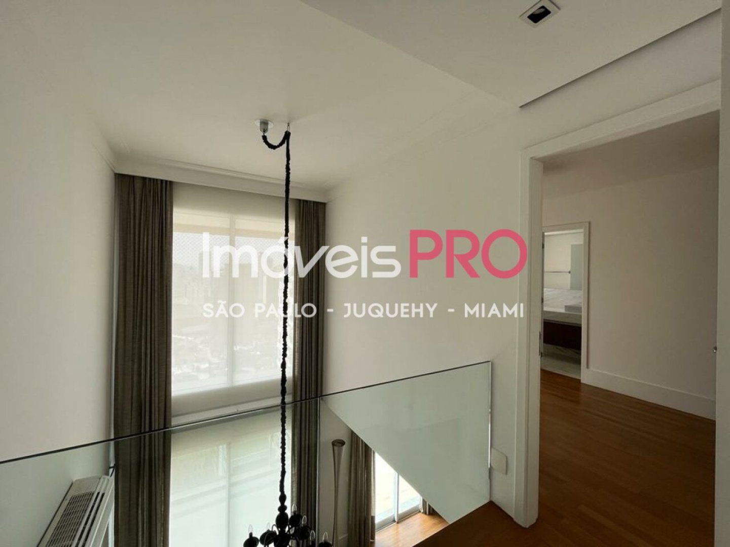 Foto :: IP23676