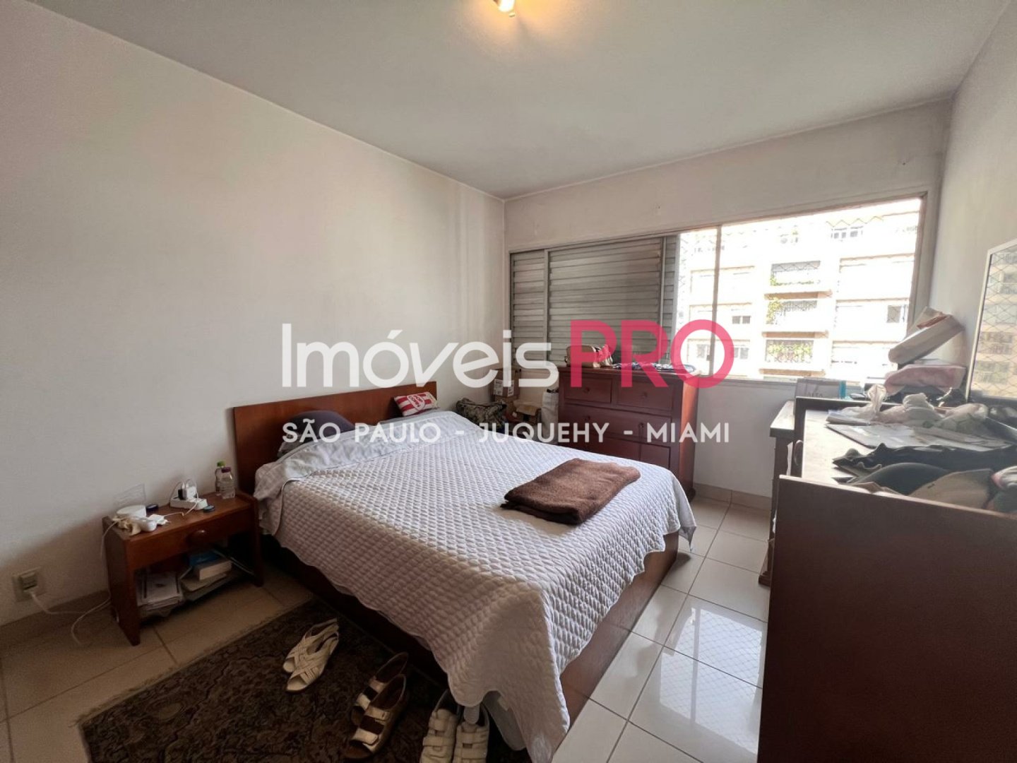 Foto :: https://assets.imoveispro.com.br/thumb/IP24136/apartamento-venda-consolacao_IP24136_11_1920x1080.jpg?