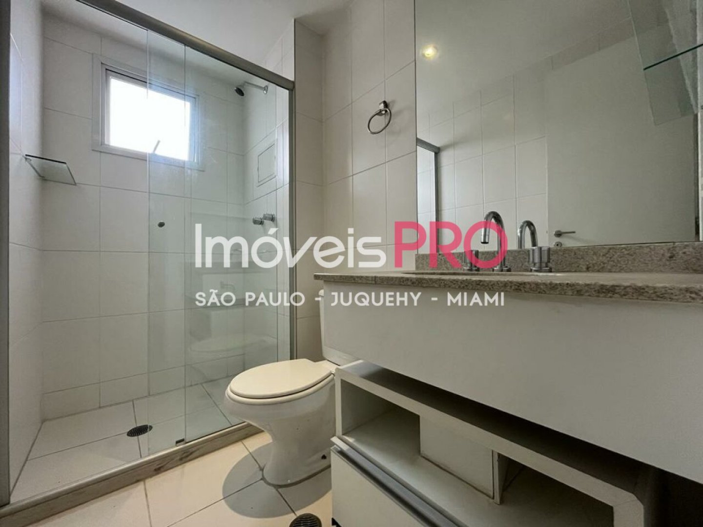 Foto :: IP24326