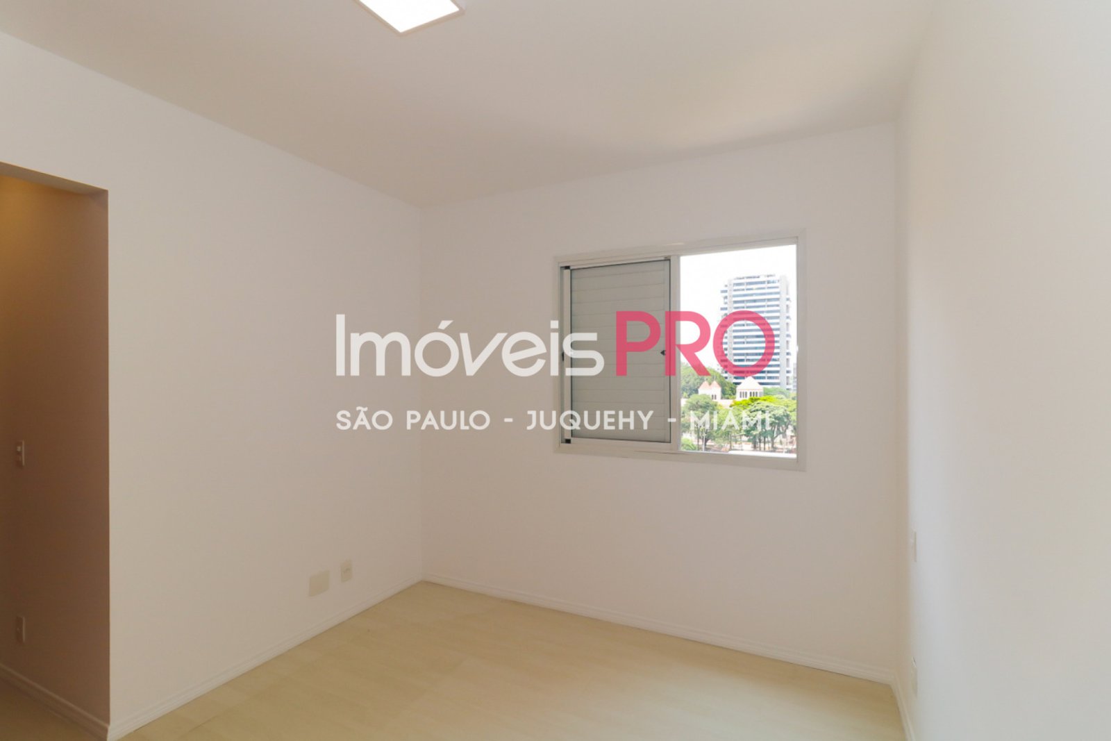 Foto :: https://assets.imoveispro.com.br/thumb/IP24756/apartamento-aluguel-moema-indios_IP24756_11_1920x1080.jpg?