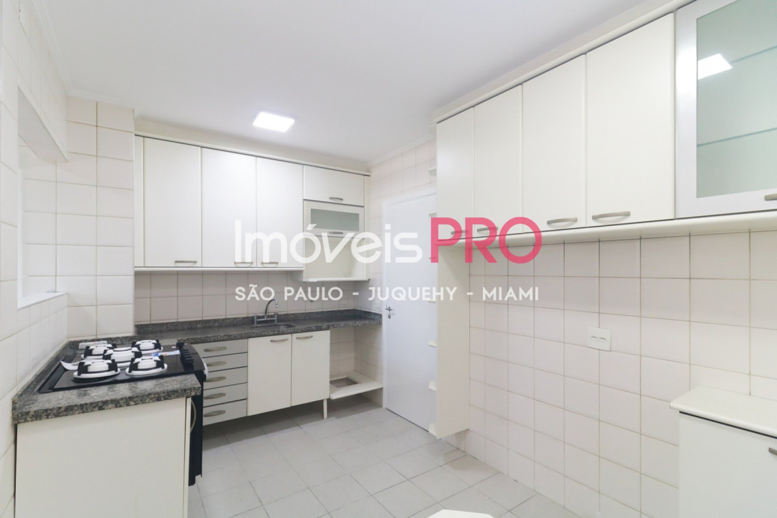 Foto :: https://assets.imoveispro.com.br/thumb/IP24756/apartamento-aluguel-moema-indios_IP24756_17_1920x1080.jpg?
