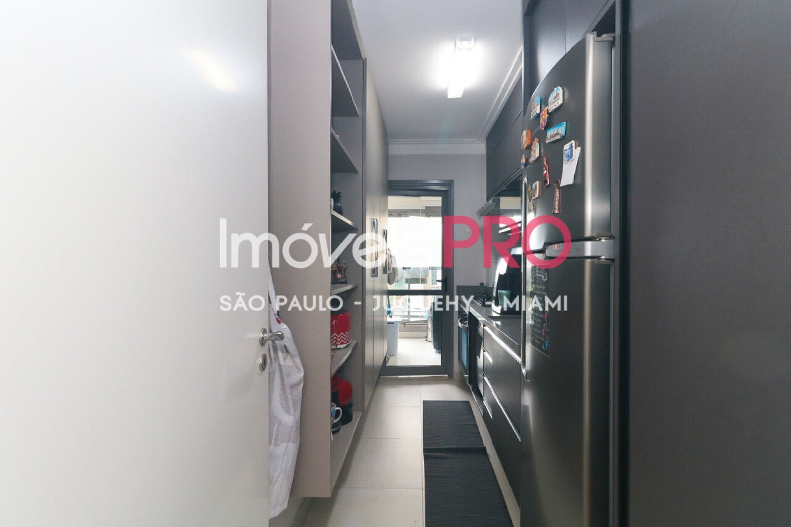 Foto :: IP24798