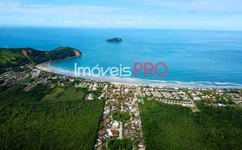 Sobrado em Praia da Baleia — foto 1 (Ref. IP24893)