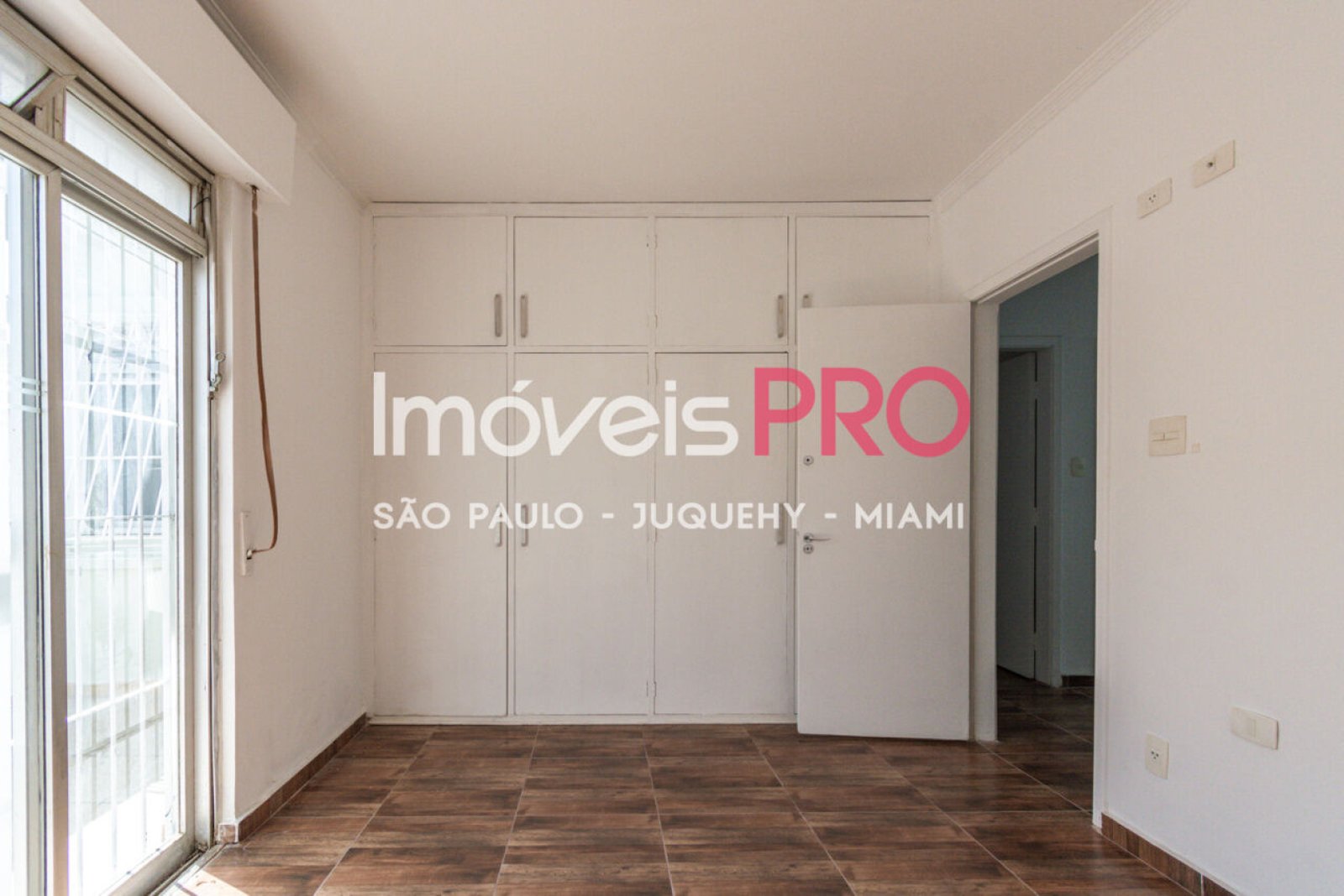 Foto :: https://assets.imoveispro.com.br/thumb/IP25222/sobrado-venda-saude_IP25222_17_1920x1080.jpg?