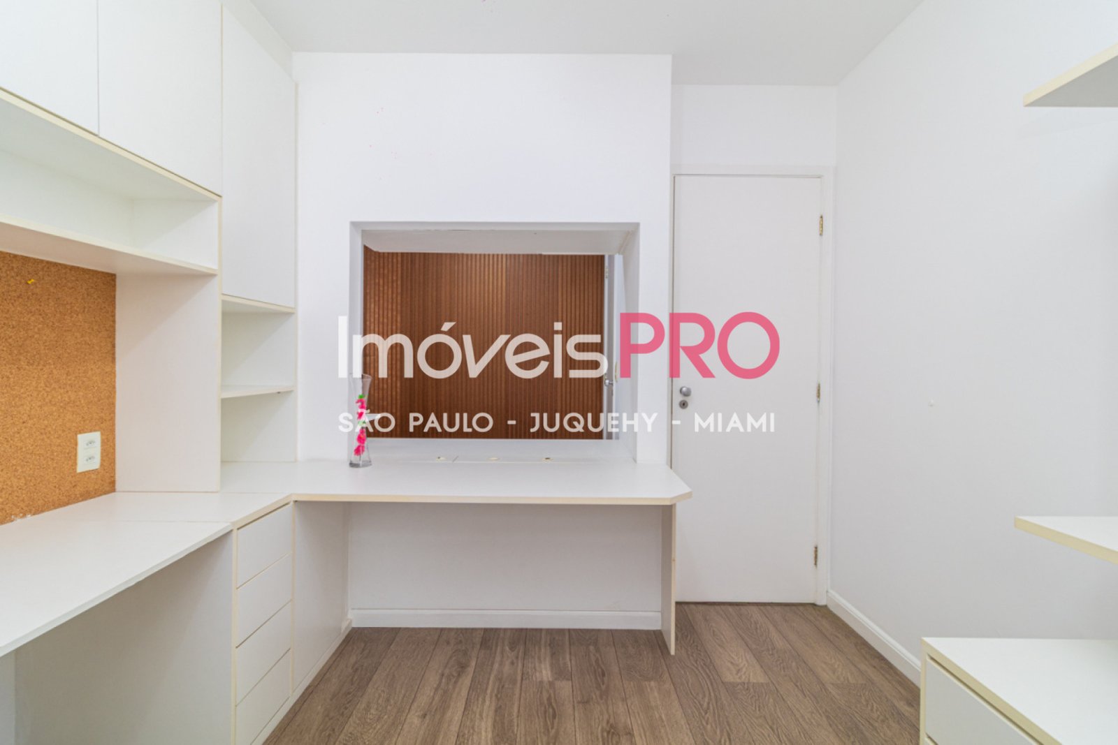 Foto :: https://assets.imoveispro.com.br/thumb/IP25352/apartamento-venda-brooklin-paulista_IP25352_23_1920x1080.jpg?