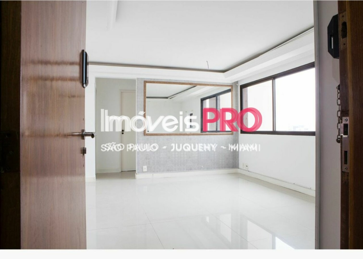 Foto :: IP25572