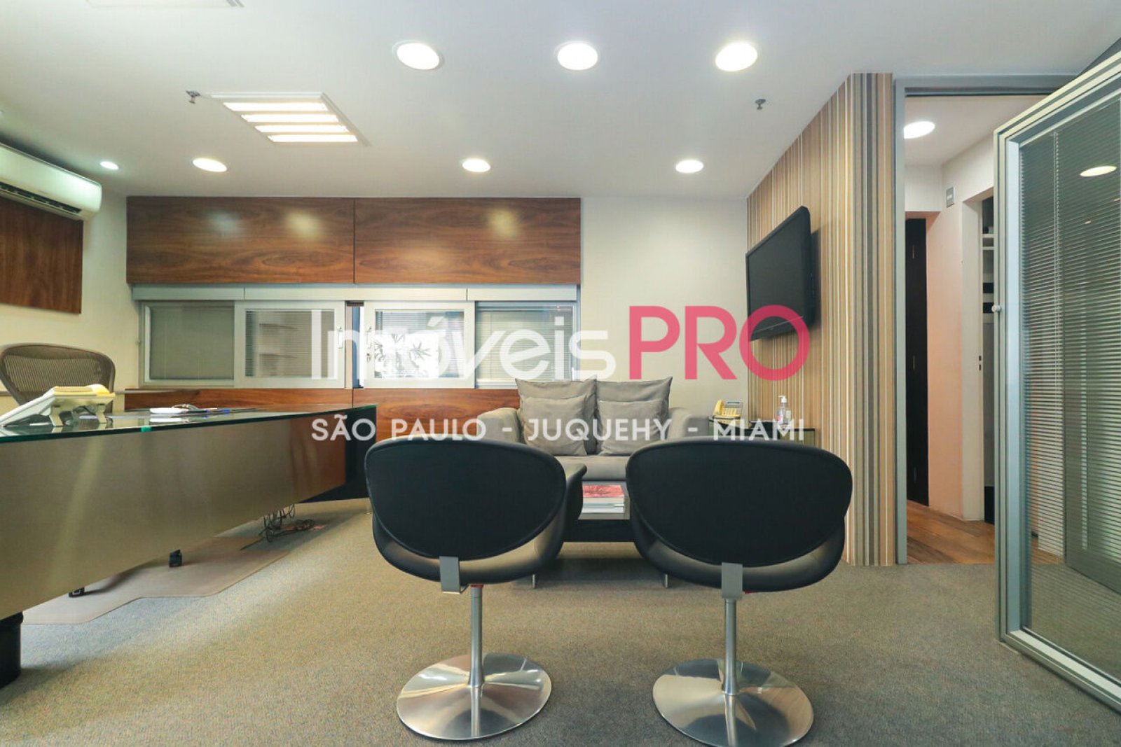 Foto :: https://assets.imoveispro.com.br/thumb/IP25677/conj-comercial-venda-moema_IP25677_11_1920x1080.jpg?