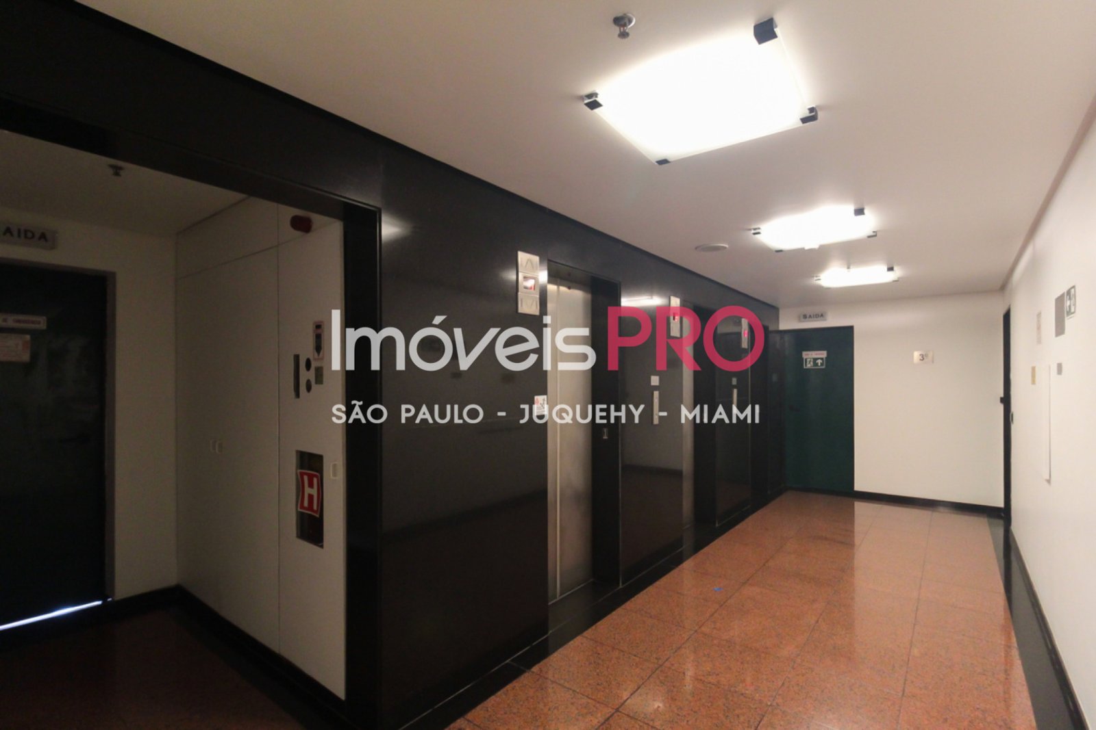 Foto :: https://assets.imoveispro.com.br/thumb/IP25677/conj-comercial-venda-moema_IP25677_23_1920x1080.jpg?