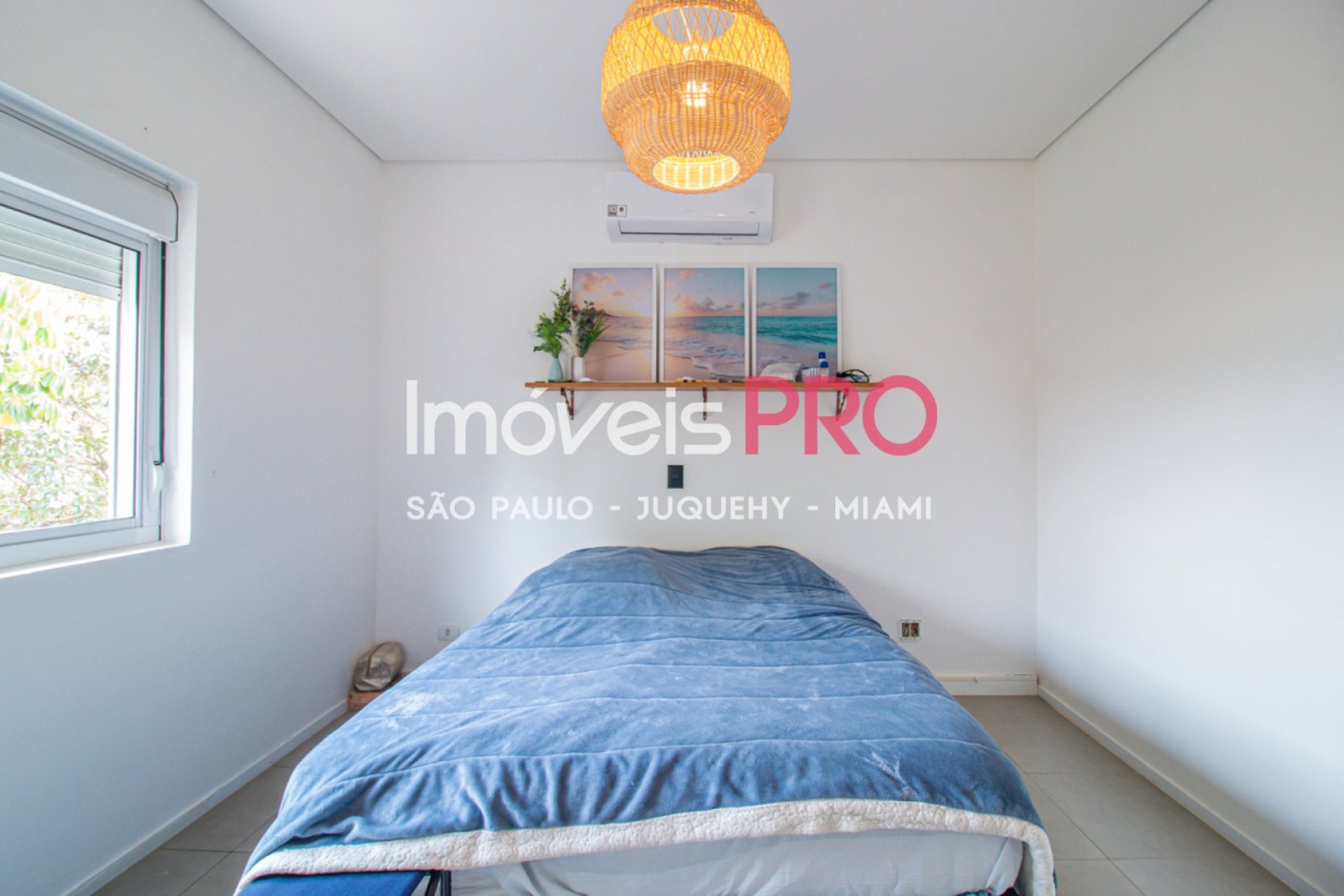 Foto :: IP26141