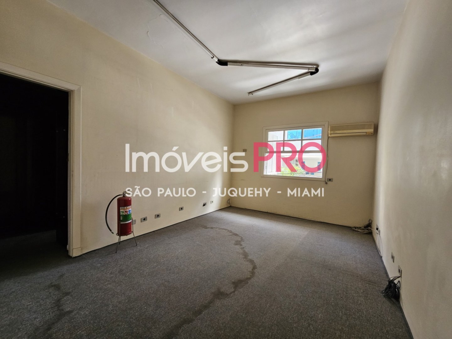 Foto :: https://assets.imoveispro.com.br/thumb/IP26427/comercial-aluguel-vila-nova-conceicao_IP26427_17_1920x1080.jpg?