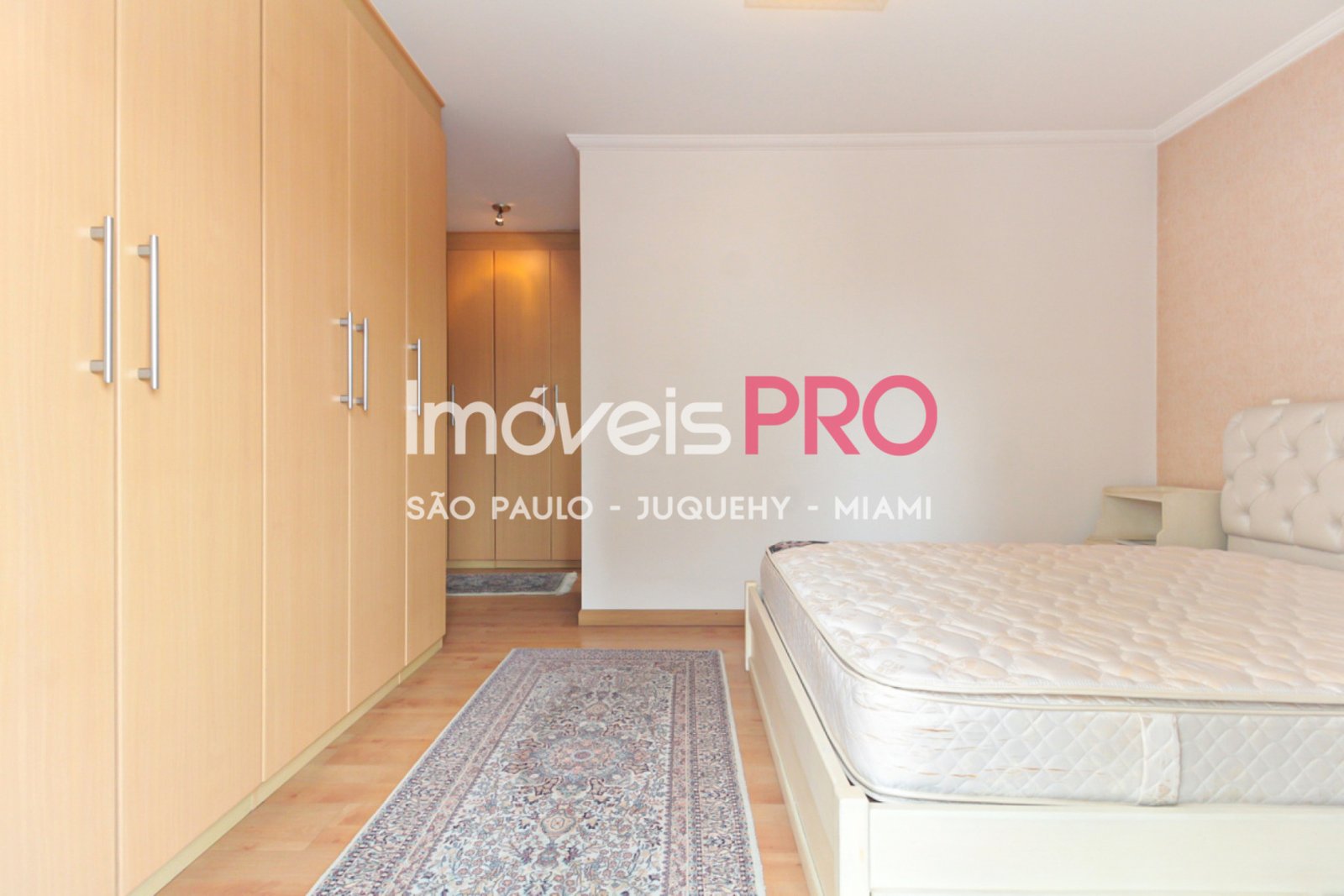 Foto :: https://assets.imoveispro.com.br/thumb/IP26474/apartamento-venda-brooklin_IP26474_11_1920x1080.jpg?