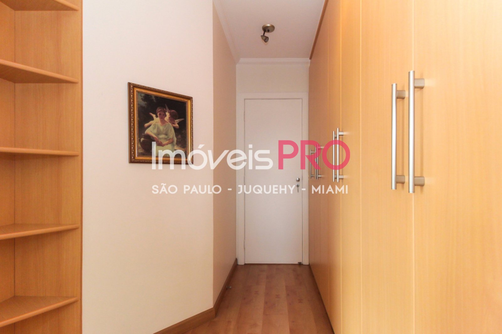 Foto :: IP26474