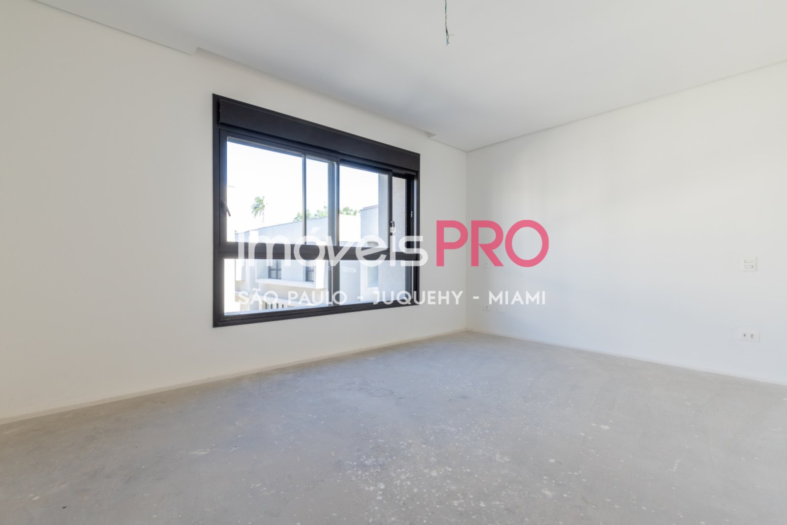 Foto :: https://assets.imoveispro.com.br/thumb/IP26676/condominio-aluguel-chacara-santo-antonio-zona-sul_IP26676_23_1920x1080.jpg?