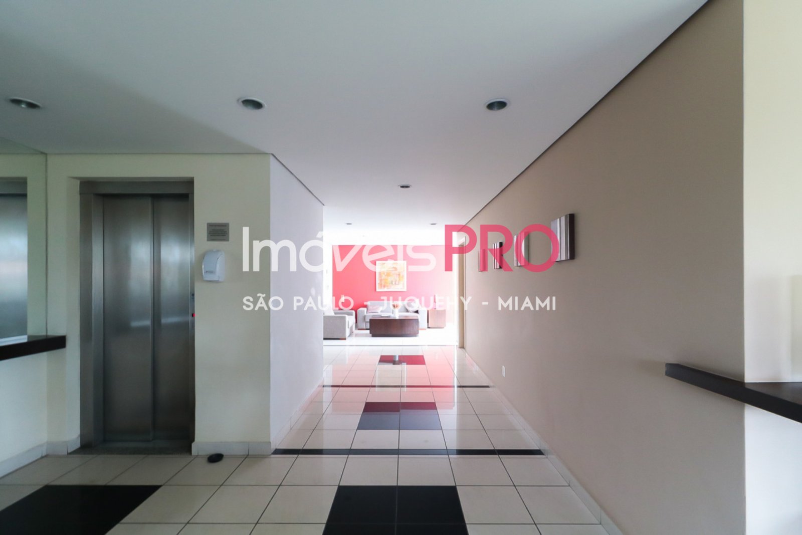 Foto :: IP27488