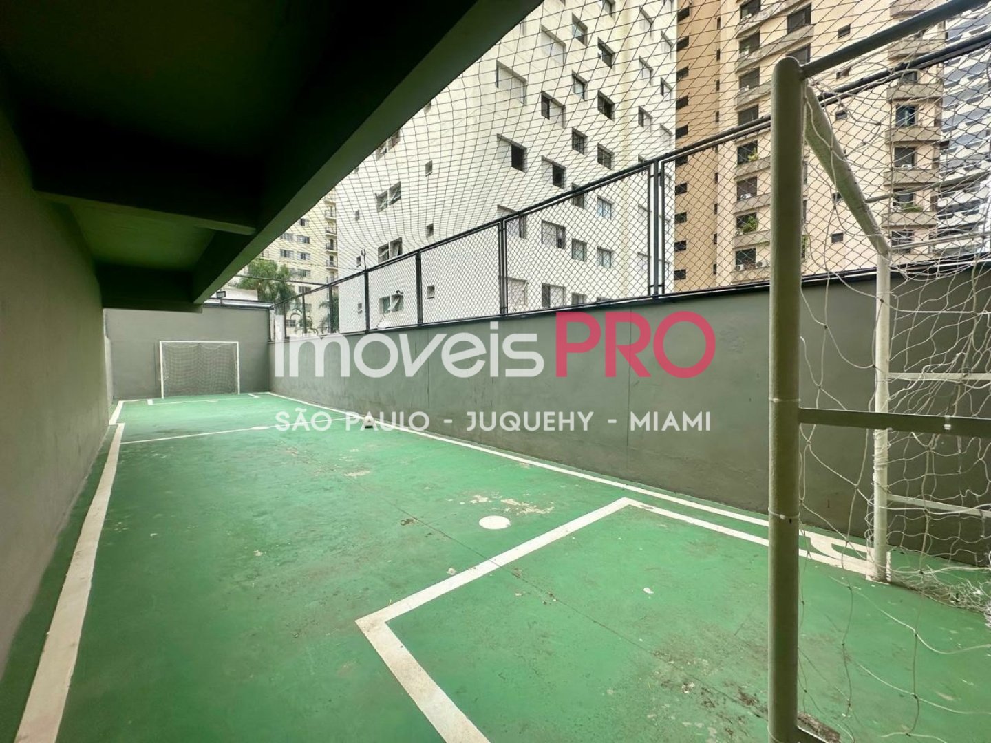 Foto :: https://assets.imoveispro.com.br/thumb/IP27944/apartamento-aluguel-moema-passaros_IP27944_17_1920x1080.jpg?