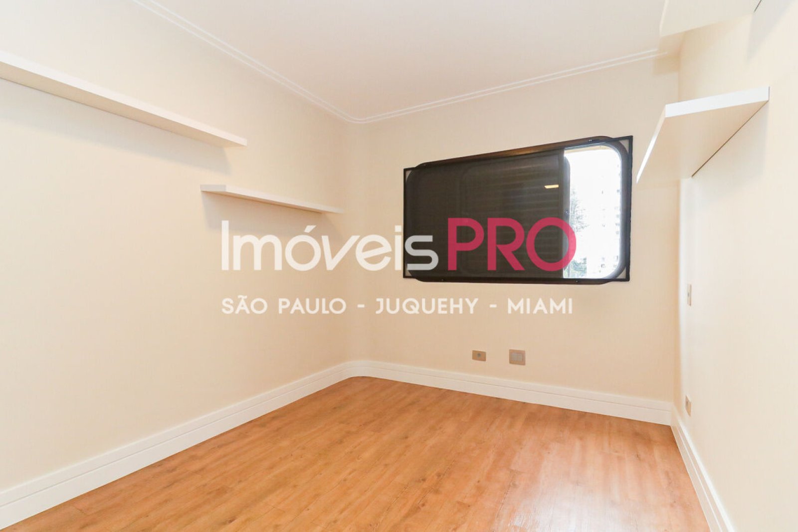 Foto :: https://assets.imoveispro.com.br/thumb/IP28439/apartamento-venda-moema-passaros_IP28439_11_1920x1080.jpg?