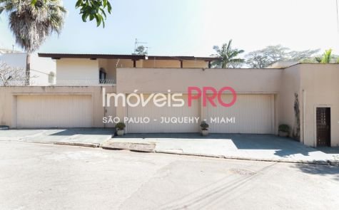 Casa de Vila em Jardim dos Estados — foto 1 (Ref. IP28460)