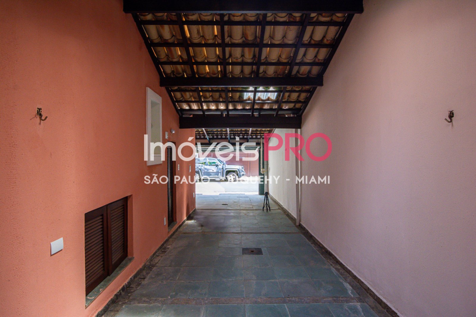 Foto :: https://assets.imoveispro.com.br/thumb/IP28913/casa-venda-jardim-paulistano_IP28913_11_1920x1080.jpg?