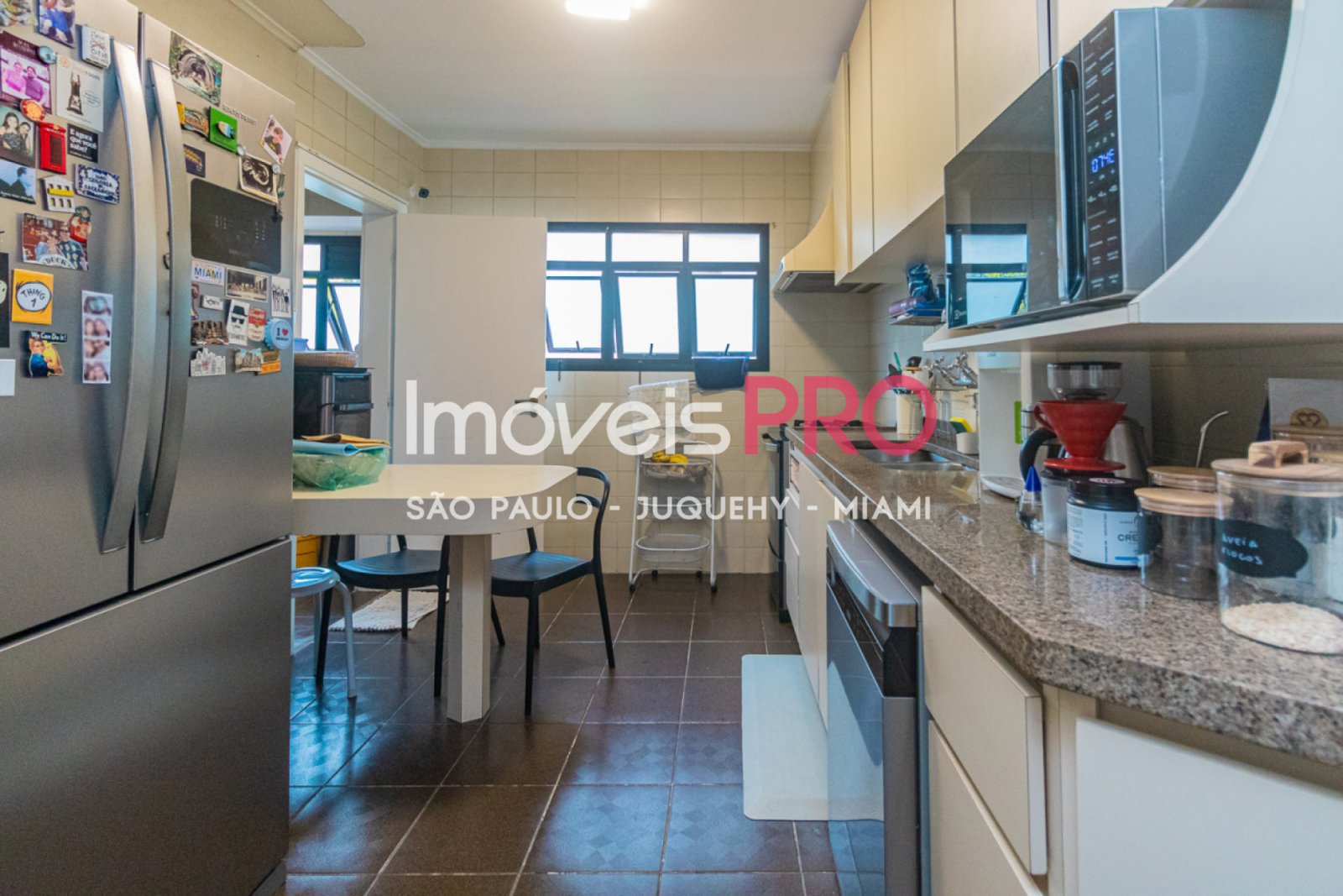 Foto :: https://assets.imoveispro.com.br/thumb/IP28987/apartamento-venda-campo-belo_IP28987_29_1920x1080.jpg?