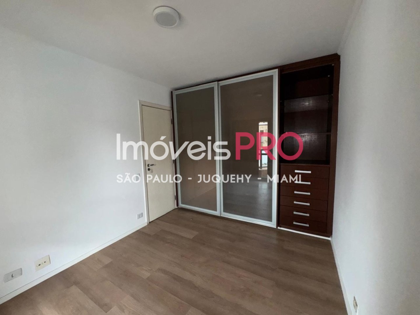 Apartamento para Vender, Campo Belo | Cód: IP28987 — 