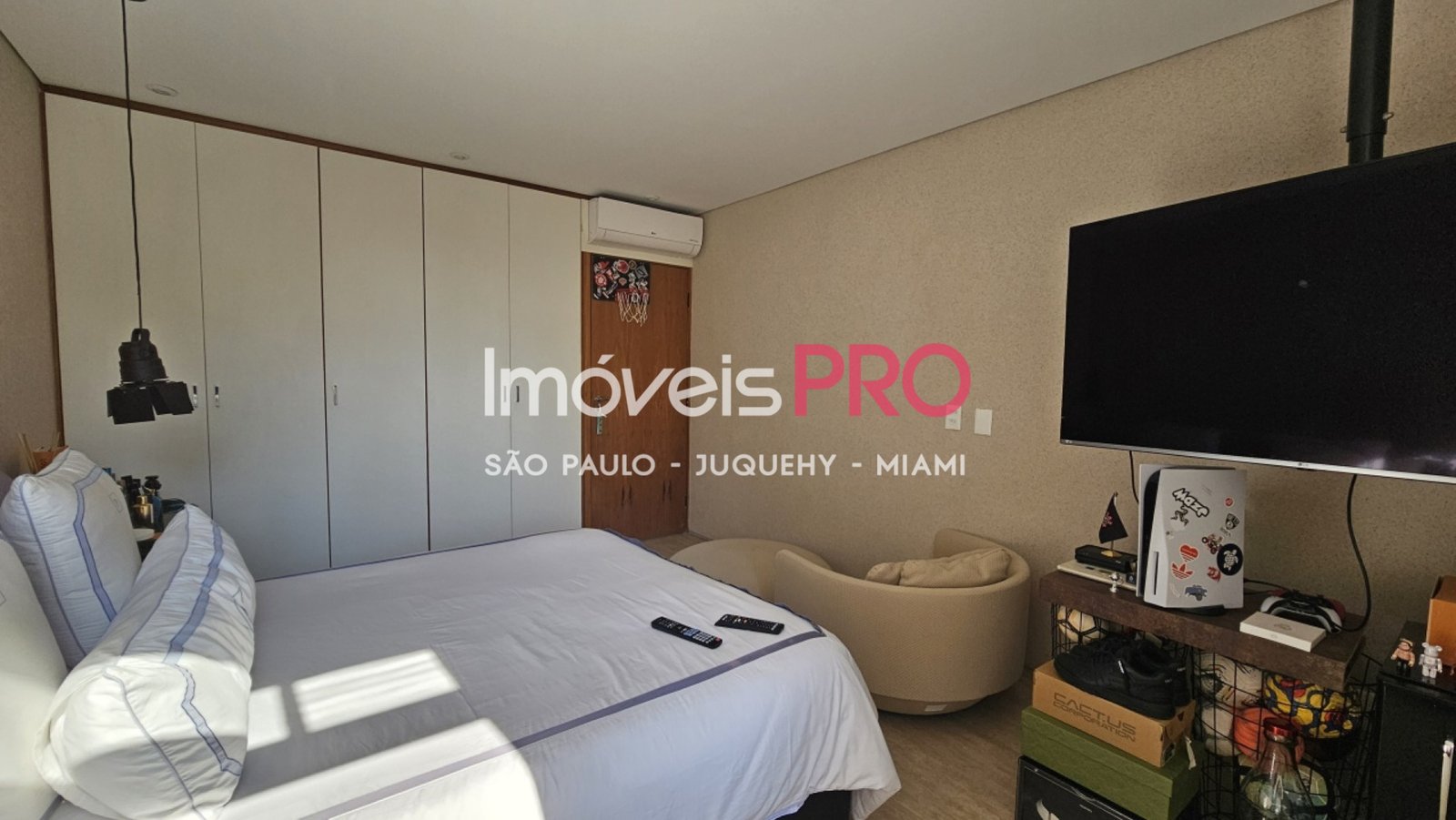 Foto :: IP29452