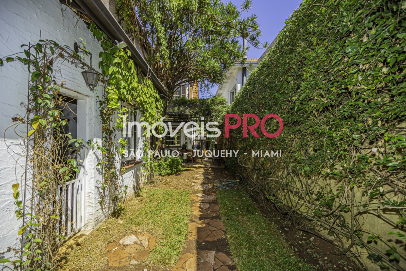 Foto :: https://assets.imoveispro.com.br/thumb/IP29492/sobrado-aluguel-jardim-paulista_IP29492_47_1920x1080.jpg?