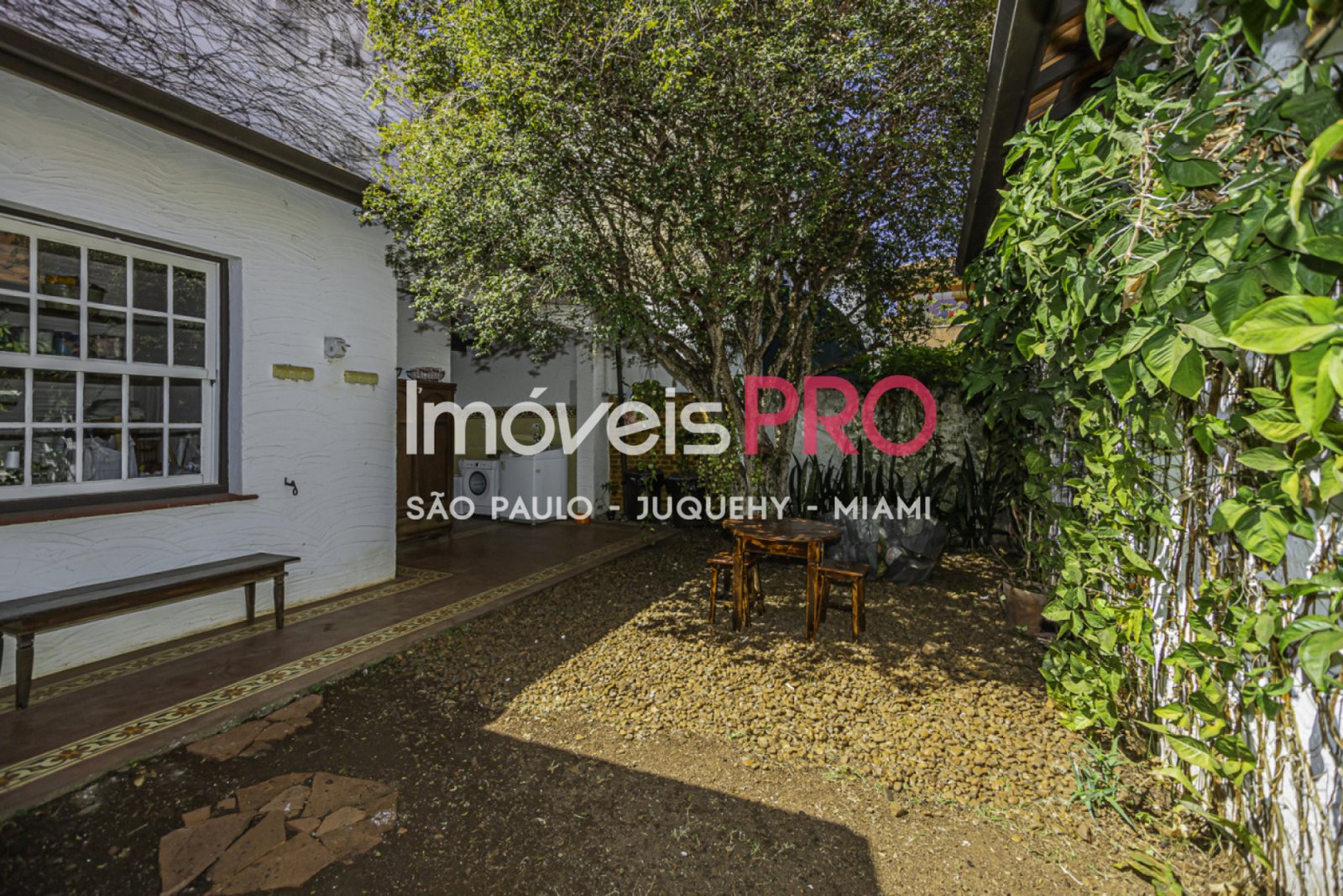 Foto :: https://assets.imoveispro.com.br/thumb/IP29492/sobrado-aluguel-jardim-paulista_IP29492_53_1920x1080.jpg?