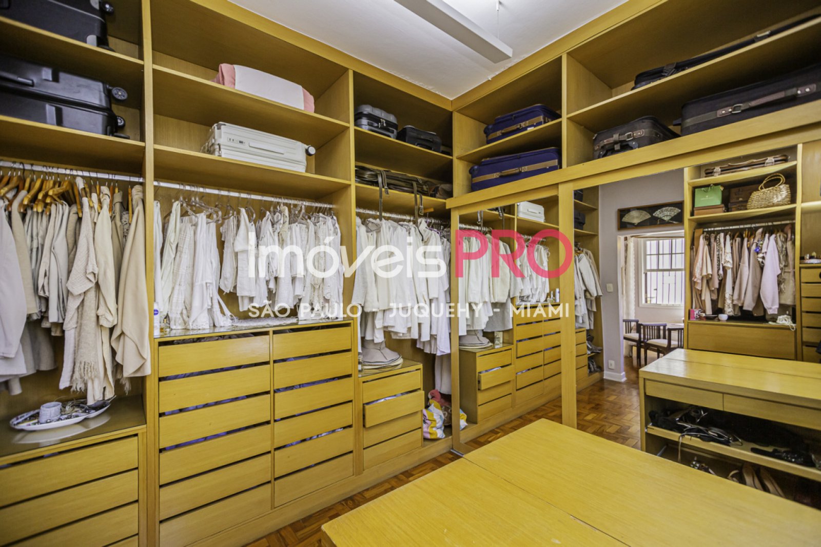 Foto :: IP29492