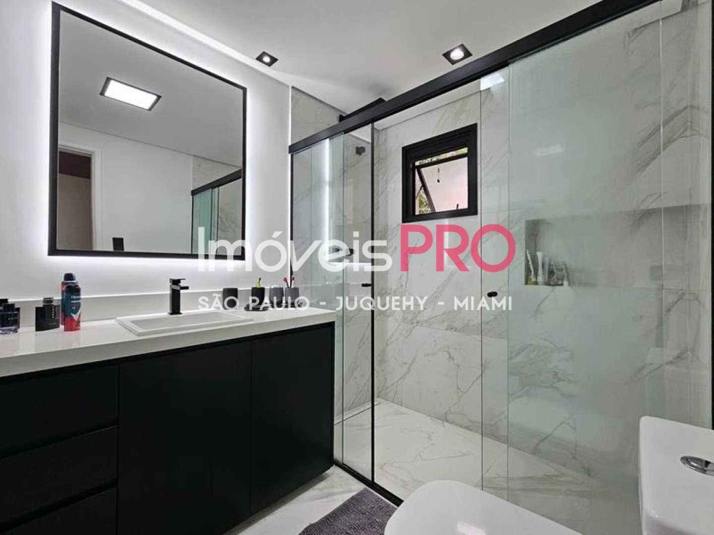 Foto :: https://assets.imoveispro.com.br/thumb/IP29663/sobrado-venda-brooklin_IP29663_29_1920x1080.jpg?