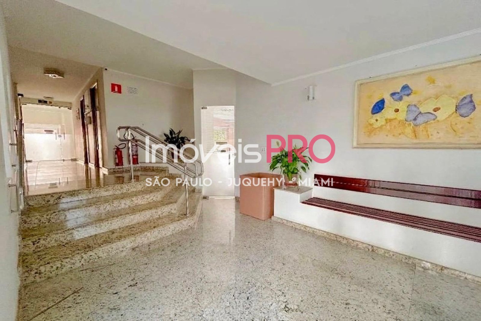 Foto :: https://assets.imoveispro.com.br/thumb/IP29723/apartamento-venda-vila-mariana_IP29723_17_1920x1080.jpg?