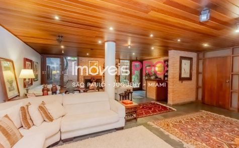 Casa em Moema — foto 1 (Ref. IP29918)