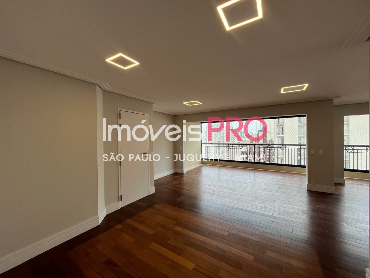 Apartamento de 3 quartos, 125 m², à venda em Moema Pássaros, R$ 3,4 mi — foto 7 de 35
